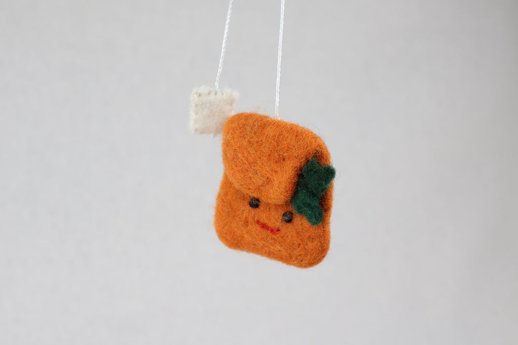 Teebeutel aus Filz | Weihnachtsanhänger & Geschenk für Teeliebhaber I Christbaumschmuck I Weihnachtsdeko I lustige Weihnachtsdeko