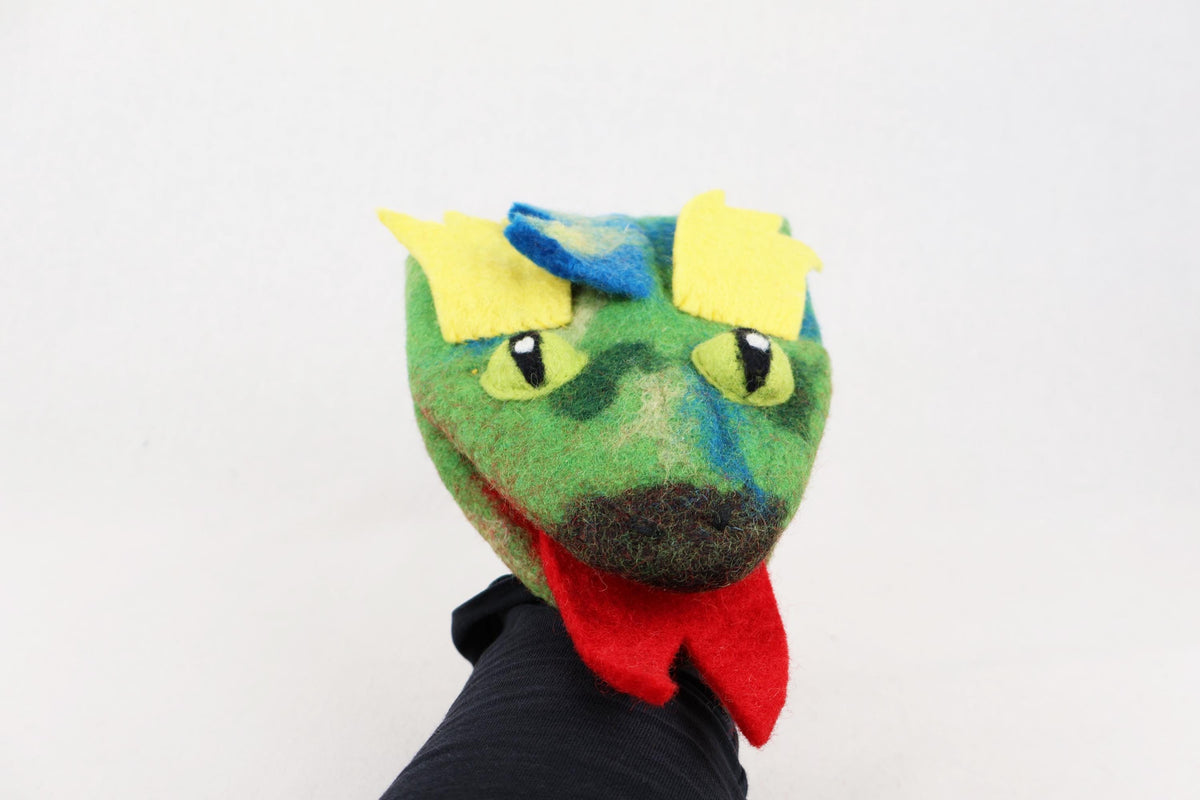 Handpuppe Drache aus Filz I Drachenspiel I Fingerspiel I Drache I süßes Monster I Spielzeug Montessori I Geschichten erzählen