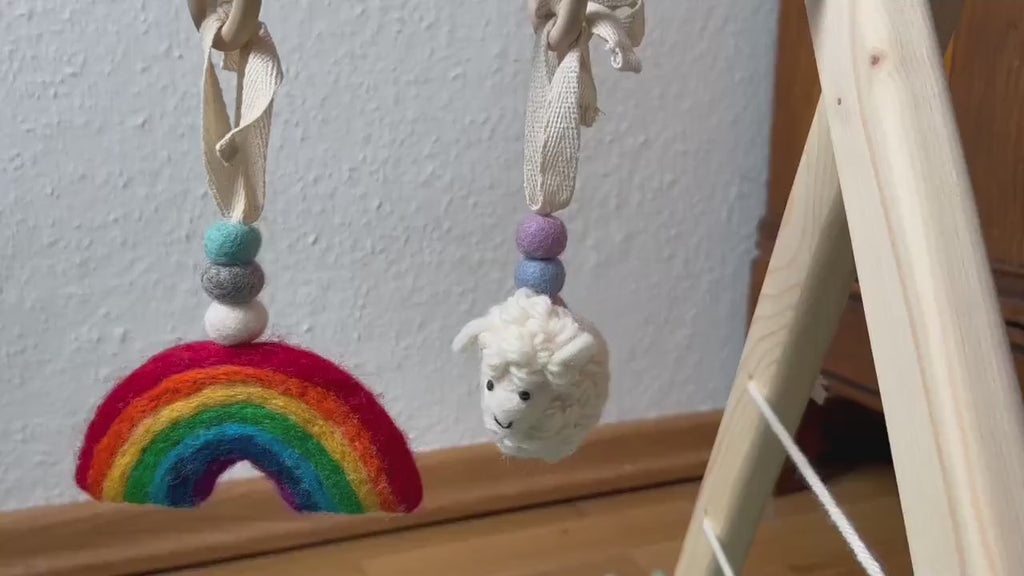 Spielbogenanhänger Huhn aus Filz I Spielbogen Anhänger Huhn I Spieltrapez Anhänger I Baby Spielzeug I Huhn aus Filz I Spielbogen bunt