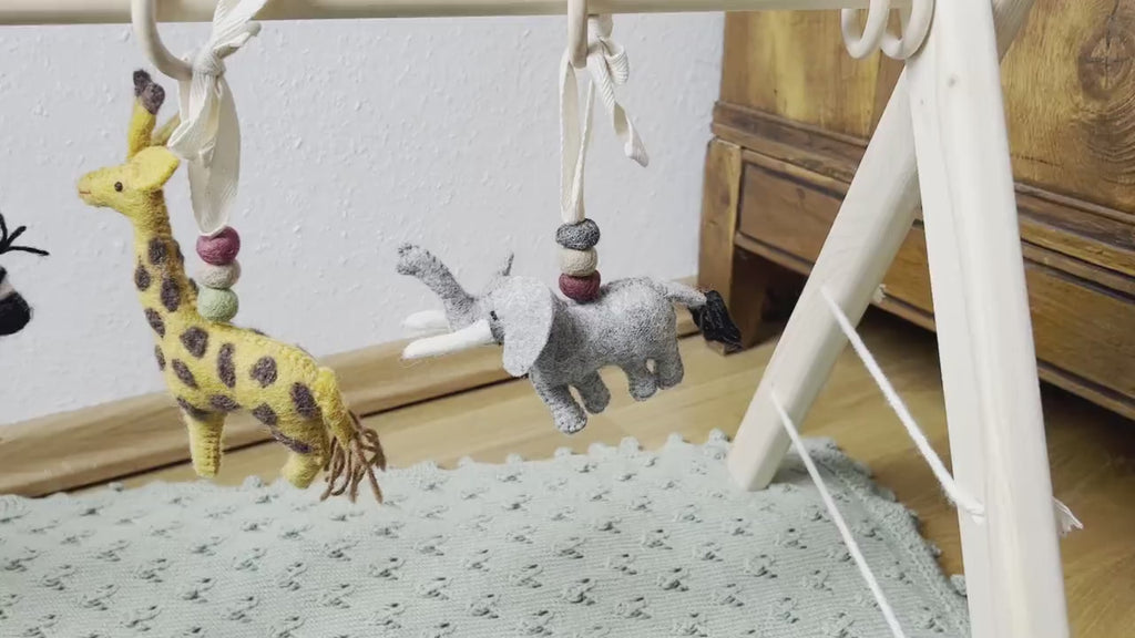 Spielbogenanhänger Giraffe Elefant Zebra aus Filz I Spielbogenanhänger Safari I Spieltrapez Anhänger I Baby Spielzeug I