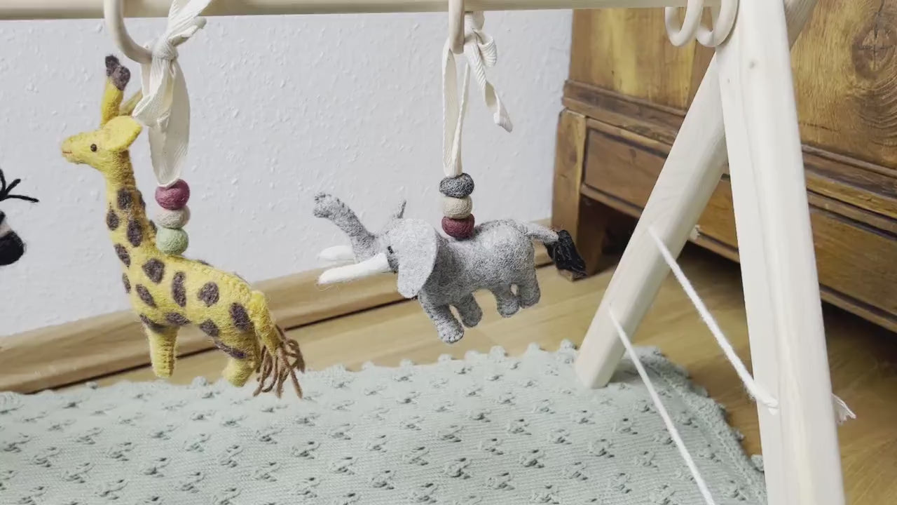 Spielbogenanhänger Giraffe Elefant Zebra aus Filz I Spielbogenanhänger Safari I Spieltrapez Anhänger I Baby Spielzeug I