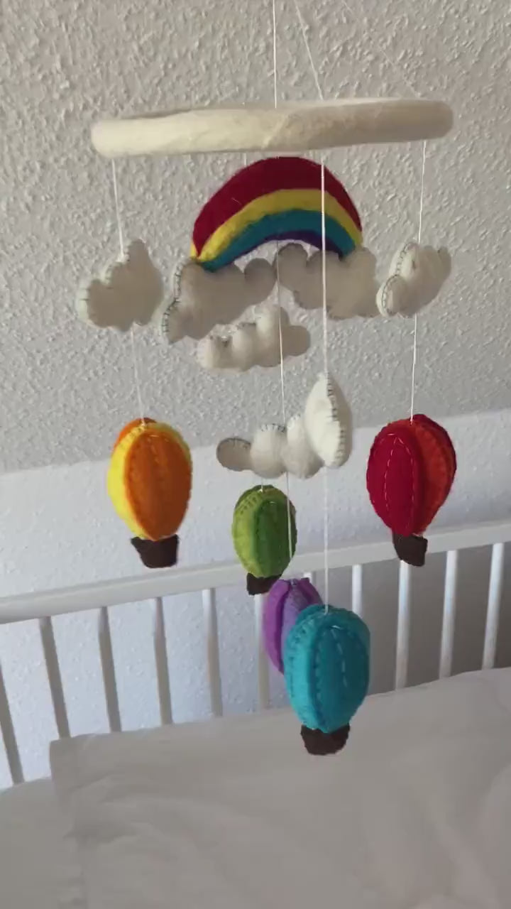 Heißluftballon Mobilé Baby, Kinderzimmer, Filz, Babyzimmer, Kindergarten, Wolle, Schafswolle, bunt, Ballons, Dekoration, Babybett, Geburt