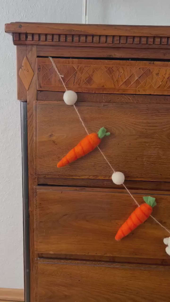 Girlande Karotten Hase I Osterdekoration I Frühlingsdeko I Möhren I Kanninchen aus Filz I Ostergirlande