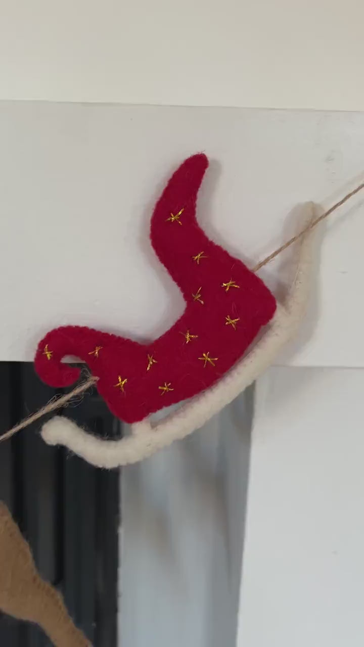Weihnachtsgirlande aus Filz I Rentiere aus Filz I Weihnachtsschlitten I Rudolf Deko I Weihnachtsdeko I Filz Rentier mit Glöckchen
